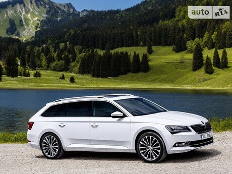 Шкода Суперб 2008 года Skoda SuperB 2008 года