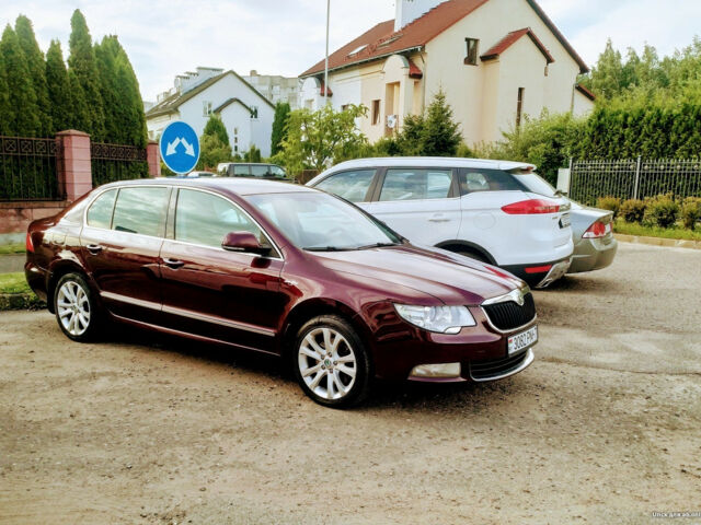 Skoda SuperB 2011 року