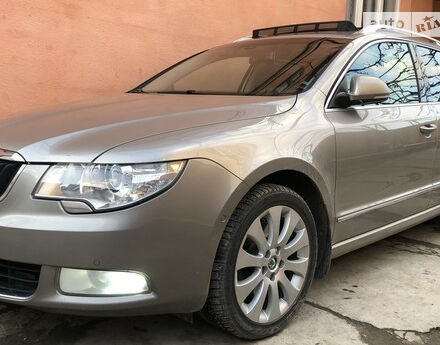 Skoda SuperB 2012 року