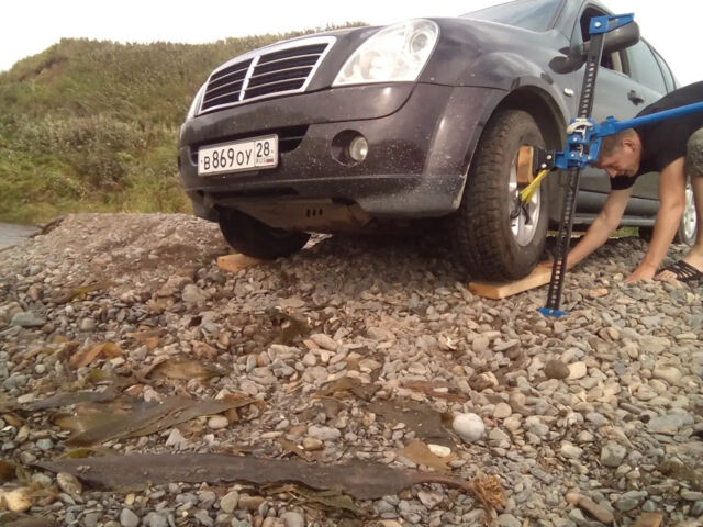 SsangYong Rexton 2011 года