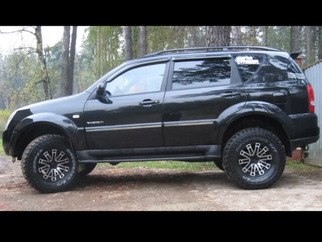 SsangYong Rexton 2011 года