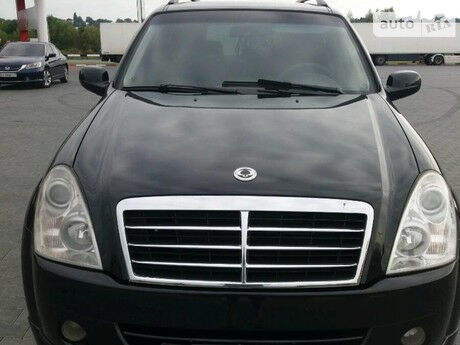 SsangYong Rexton 2008 года