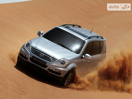 SsangYong Rexton 2009 года