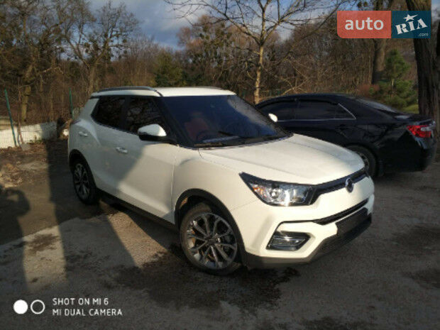 Cанг Йонг Тиволи 2017 року SsangYong Tivoli 2017 року