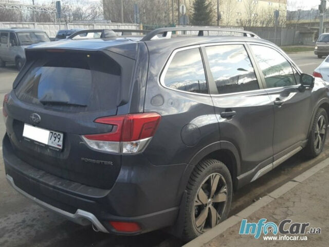 Subaru Forester 2019 року