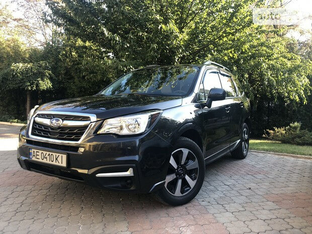 Subaru Forester 2017 року