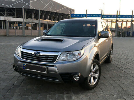 Subaru Forester 2011 года