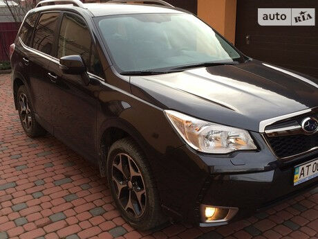 Субару Форестер 2014 року Subaru Forester 2014 року