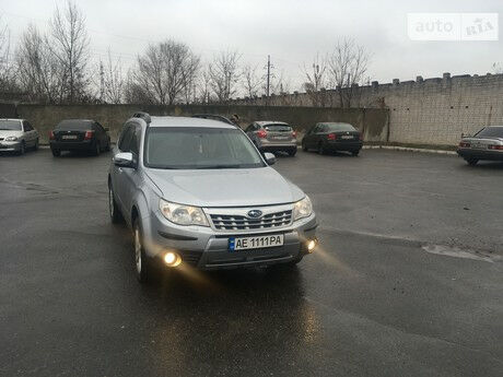 Subaru Forester 2011 года