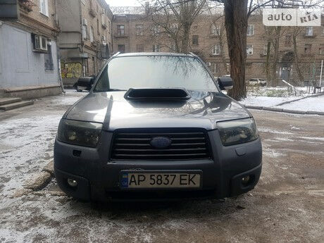 Subaru Forester 2006 року