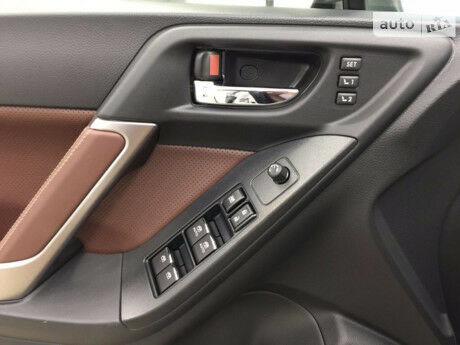 Субару Форестер 2011 года Subaru Forester 2011 года