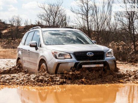 Subaru Forester 2000 года