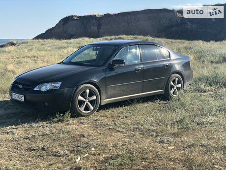 Subaru Legacy 2004 года