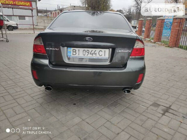 Subaru Legacy 2006 року