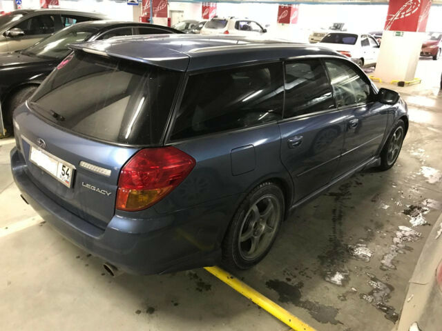 Субару Легаси 2005 року Subaru Legacy 2005 року