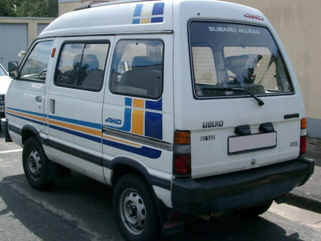 Subaru Libero 1989 року