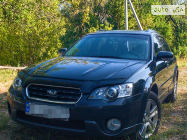 Subaru Outback 2005 года