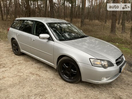 Subaru Outback 2004 года