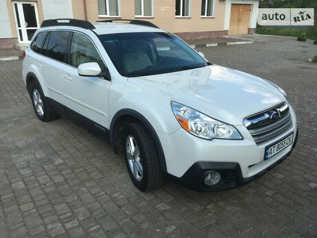 Subaru Outback 2012 года