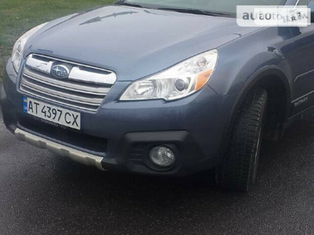 Subaru Outback 2013 года