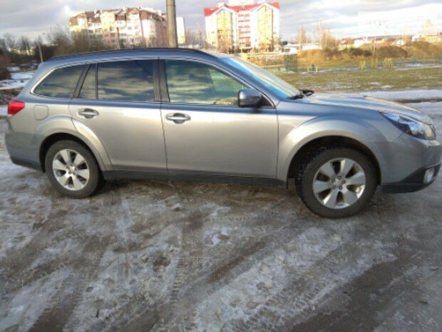 Subaru Outback 2010 року