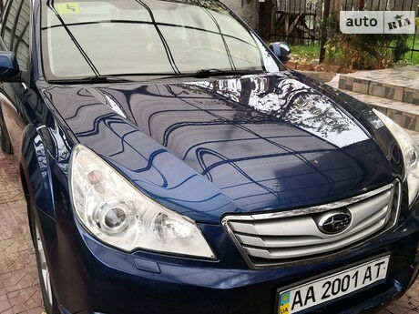 Субару Аутбек 2010 року Subaru Outback 2010 року
