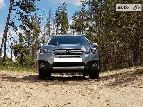 Subaru Outback 2015 года