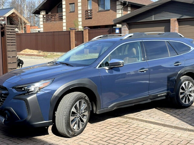 Subaru Outback 2022 року