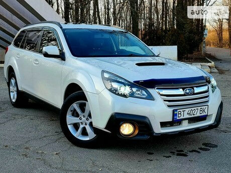 Субару Аутбек 2013 года Subaru Outback 2013 года