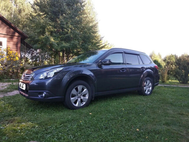 Subaru Outback 2012 года