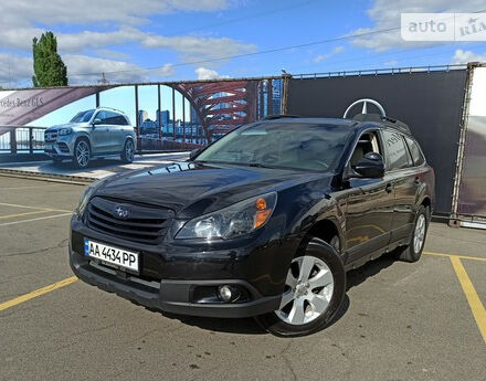 Subaru Outback 2010 года