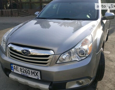 Subaru Outback 2010 року