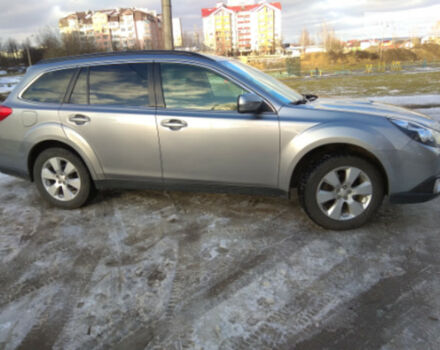 Subaru Outback 2010 года