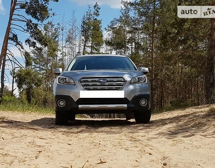 Subaru Outback 2015 года