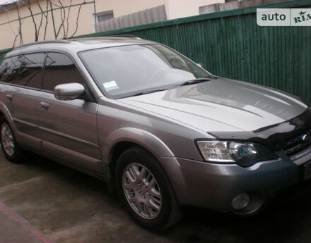 Subaru Outback 2005 года