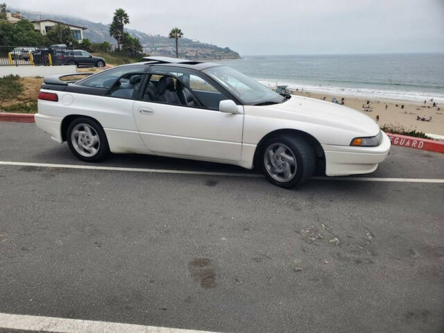 Subaru SVX 1992 року
