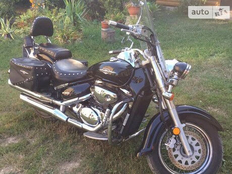 Сузуки Болевард 2005 года Suzuki Boulevard 2005 года
