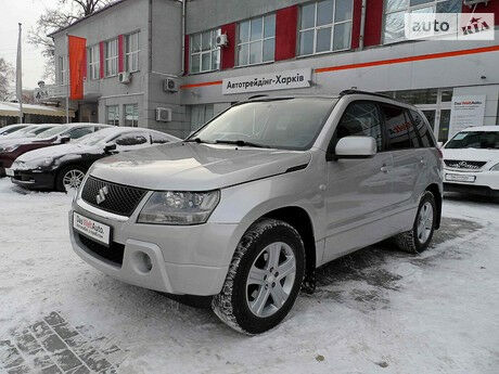 Сузуки Гранд Витара 2006 року Suzuki Grand Vitara 2006 року