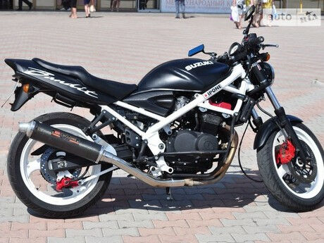 Сузуки ГСФ 1997 года Suzuki GSF 1997 года