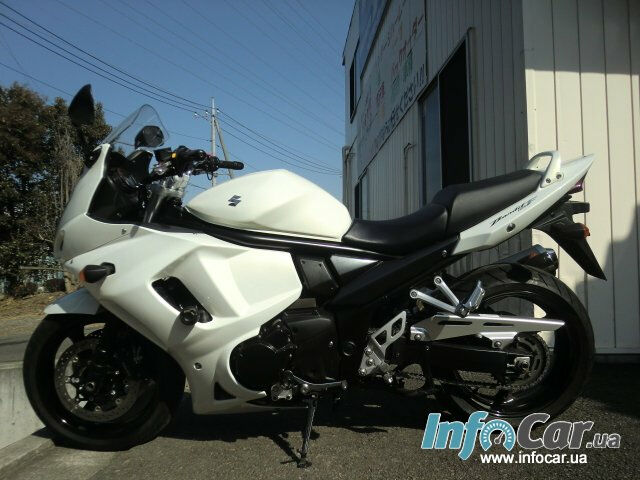 Suzuki GSX 2012 года