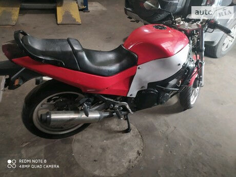 Suzuki GSX 1995 року