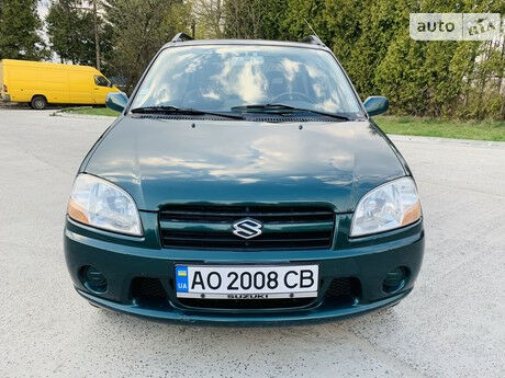 Сузуки Игнис 2004 року Suzuki Ignis 2004 року