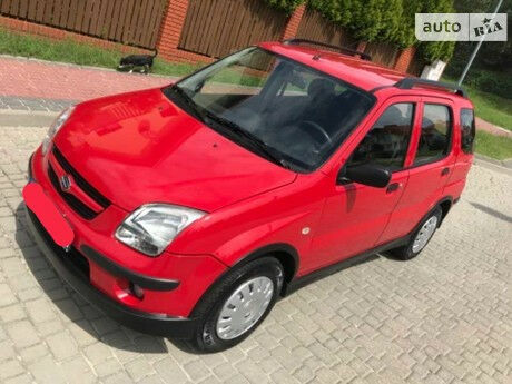 Сузуки Игнис 2006 года Suzuki Ignis 2006 года