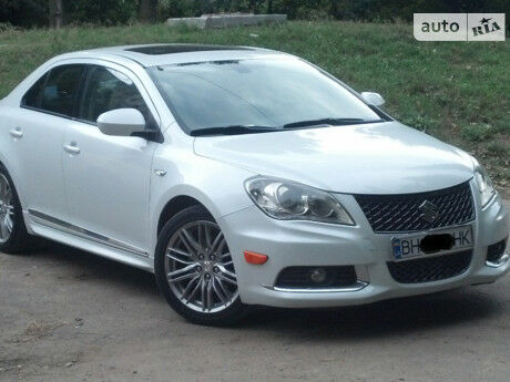 Suzuki Kizashi 2010 року