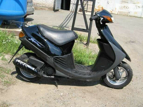 Сузуки Сепия 1996 року Suzuki Sepia 1996 року
