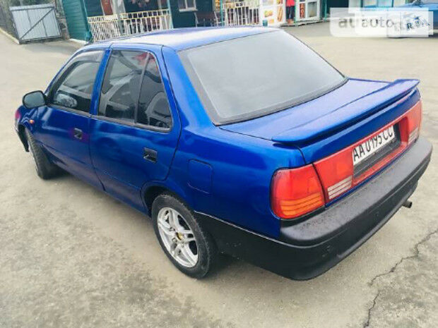 Suzuki Swift 1990 года