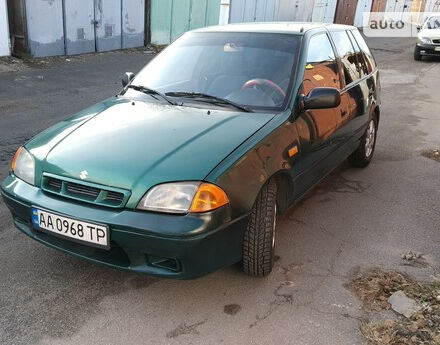 Suzuki Swift 1998 року