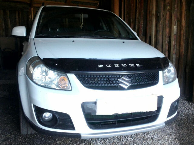 Suzuki SX4 2011 года