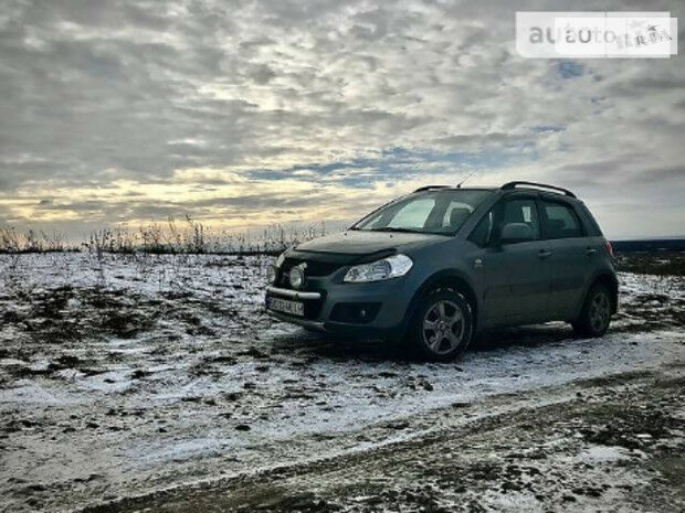 Suzuki SX4 2011 року