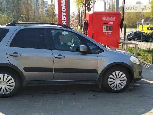 Suzuki SX4 2007 року